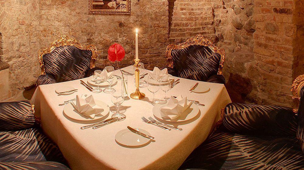 Royal Square Hotel & Suites Riga Dış mekan fotoğraf