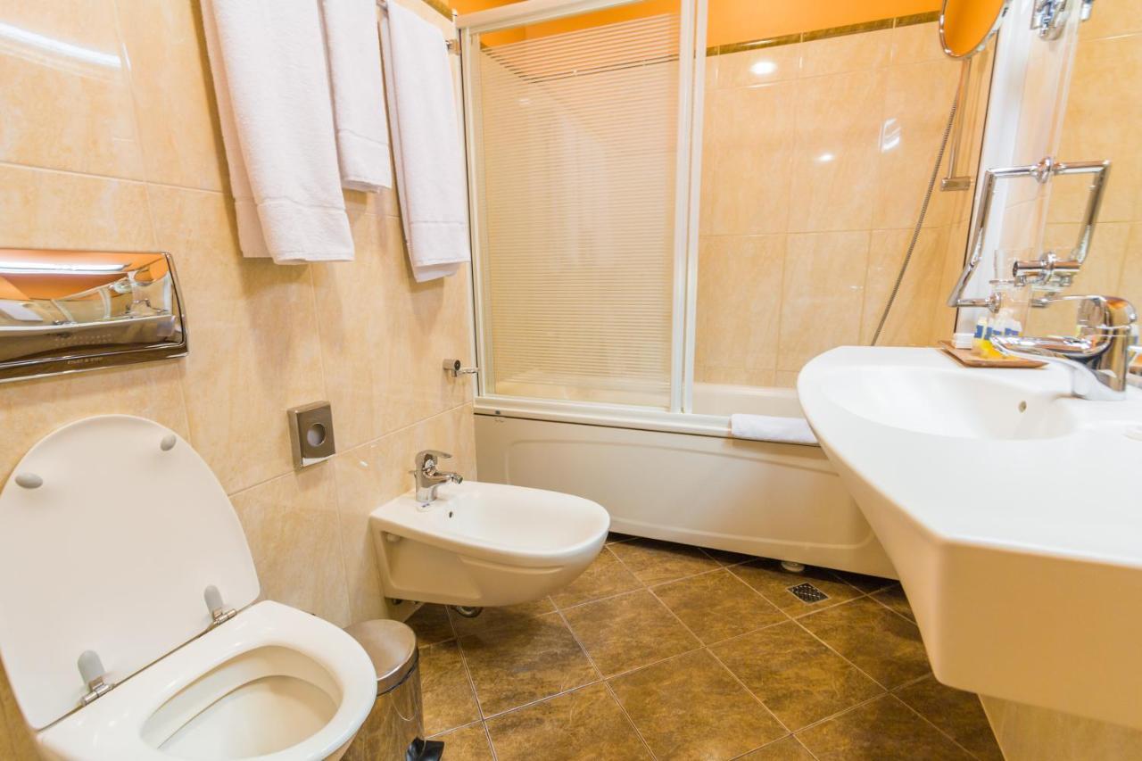 Royal Square Hotel & Suites Riga Dış mekan fotoğraf