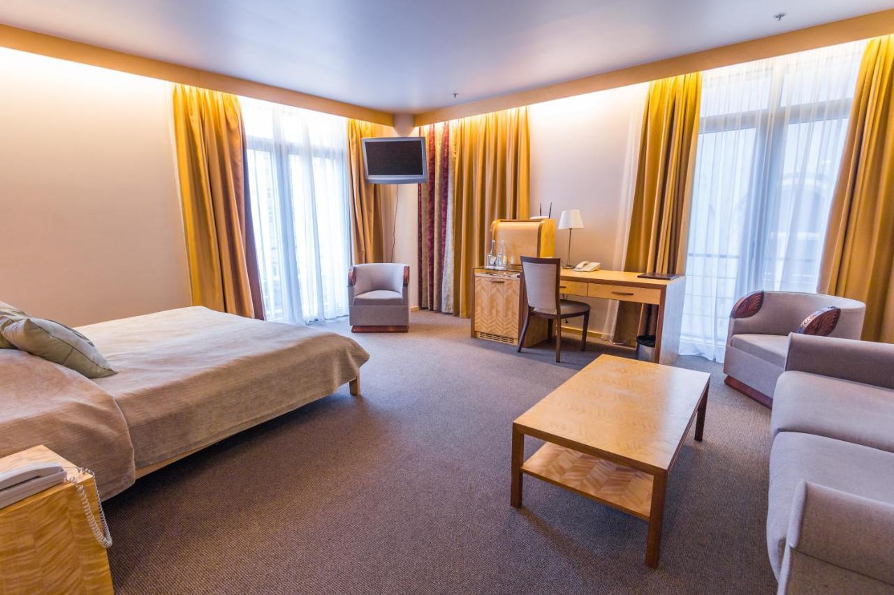 Royal Square Hotel & Suites Riga Dış mekan fotoğraf