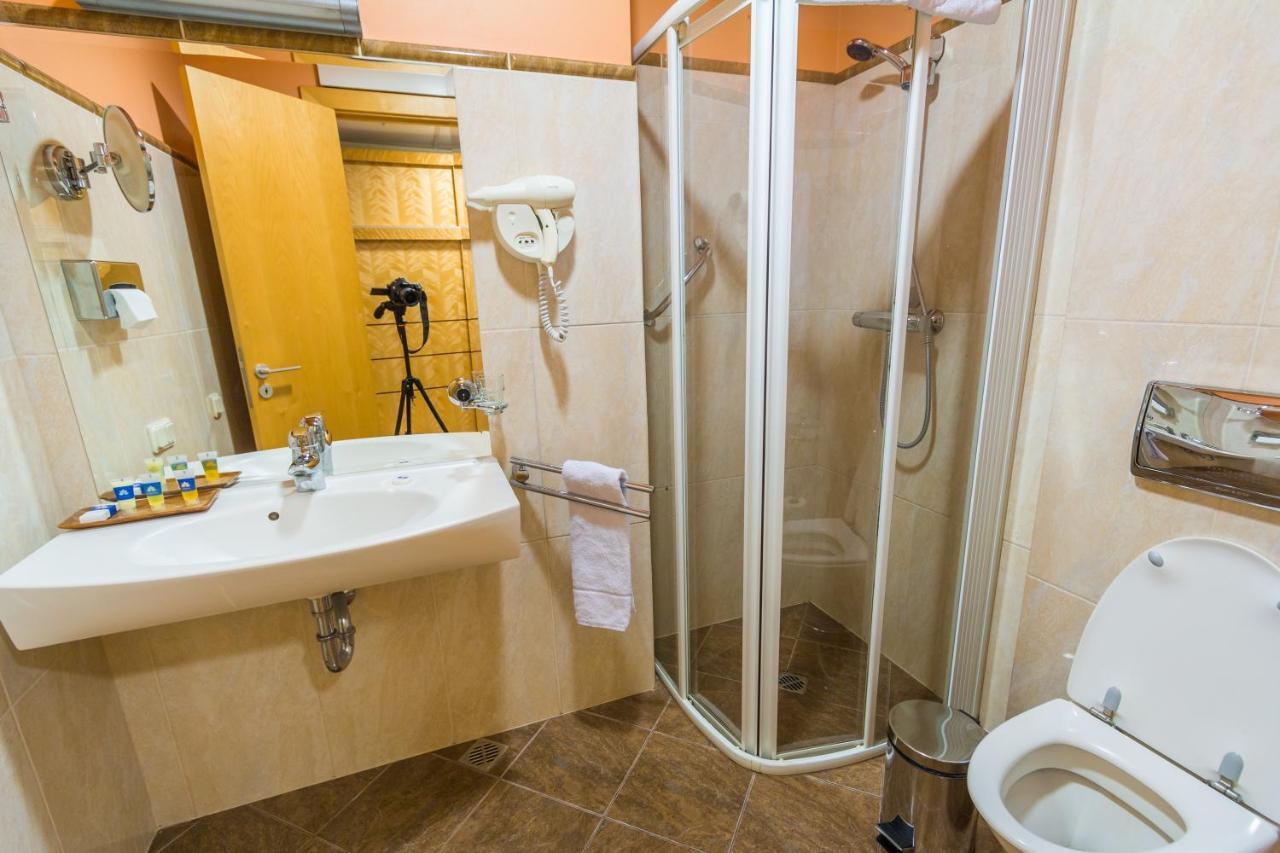 Royal Square Hotel & Suites Riga Dış mekan fotoğraf