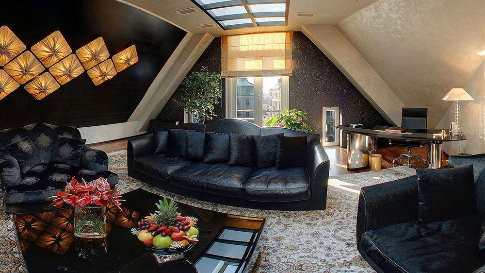 Royal Square Hotel & Suites Riga Dış mekan fotoğraf